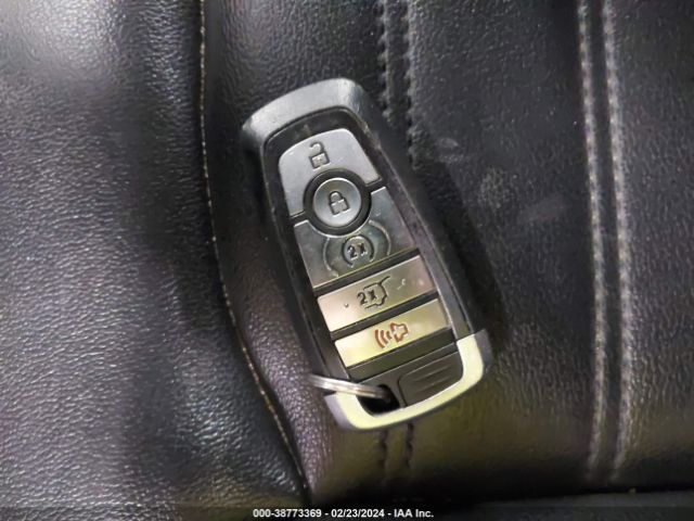product-media-img
